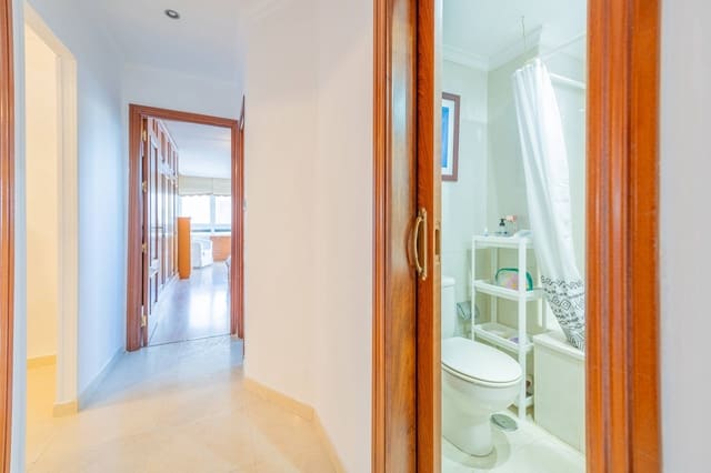 3 quarto Apartamento para venda em Las Palmas de Gran Canaria com garagem - 375 000 € (Ref: 9502372)