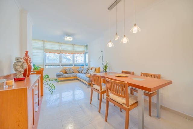 3 quarto Apartamento para venda em Las Palmas de Gran Canaria com garagem - 375 000 € (Ref: 9502372)