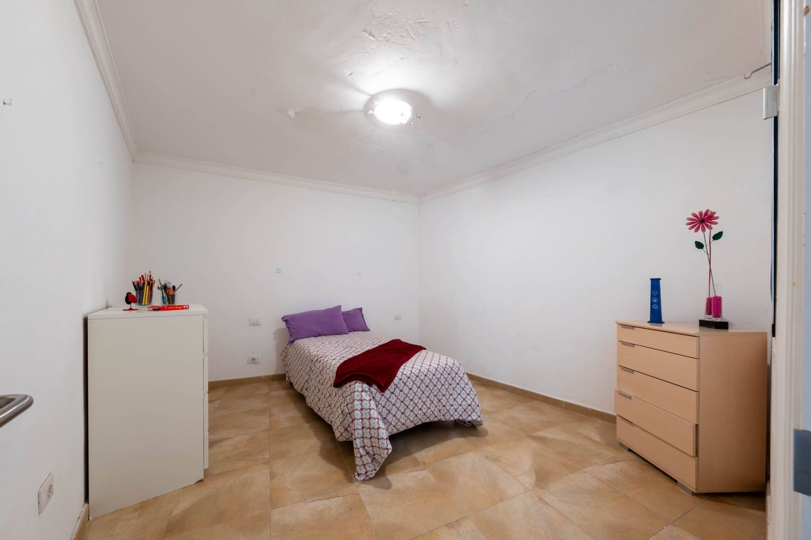 8 sovrum Villa till salu i Las Palmas de Gran Canaria - 345 000 € (Ref: 9504299)