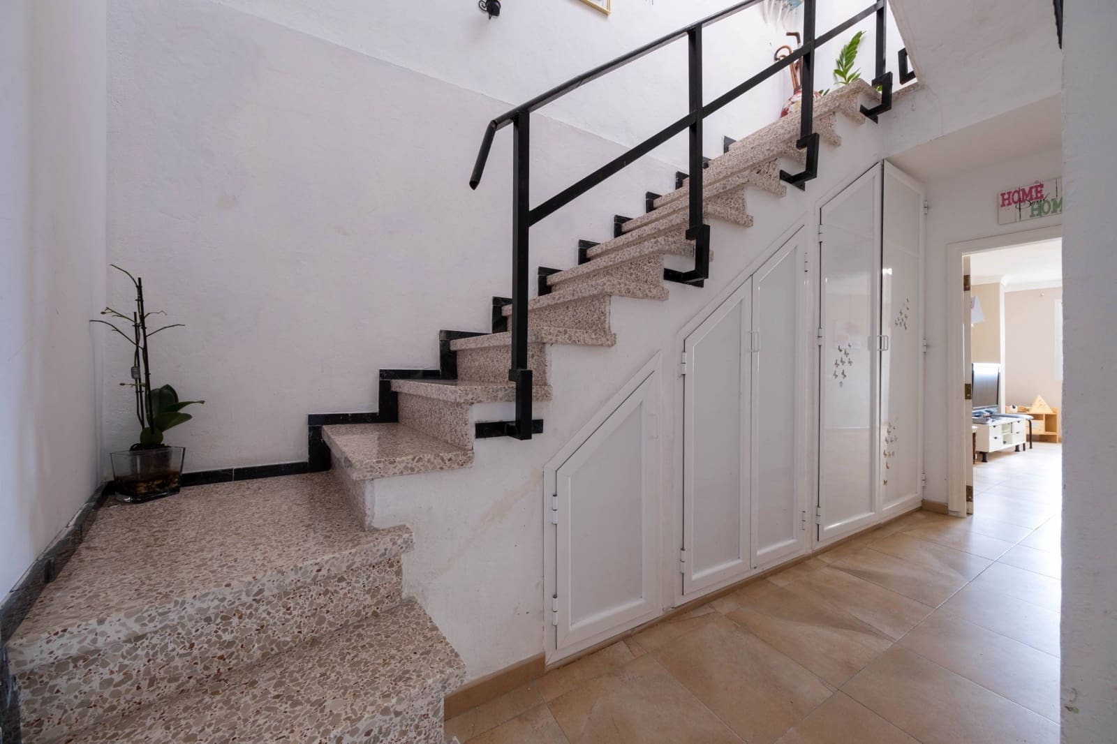 8 sovrum Villa till salu i Las Palmas de Gran Canaria - 345 000 € (Ref: 9504299)