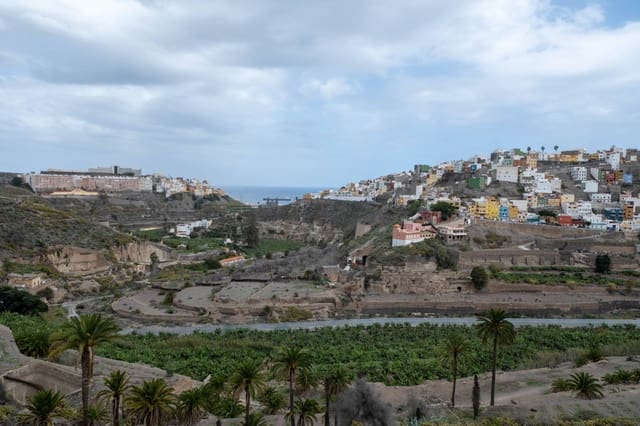 8 sovrum Villa till salu i Miller, Las Palmas de Gran Canaria - 345 000 € (Ref: 9504299)