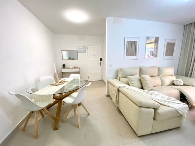 Piso de 2 habitaciones en Santa Catalina - Canteras, Las Palmas de Gran Canaria en alquiler - 1.400 € (Ref: 9513425)