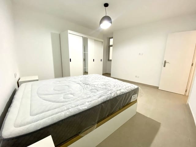 Piso de 2 habitaciones en Santa Catalina - Canteras, Las Palmas de Gran Canaria en alquiler - 1.400 € (Ref: 9513425)