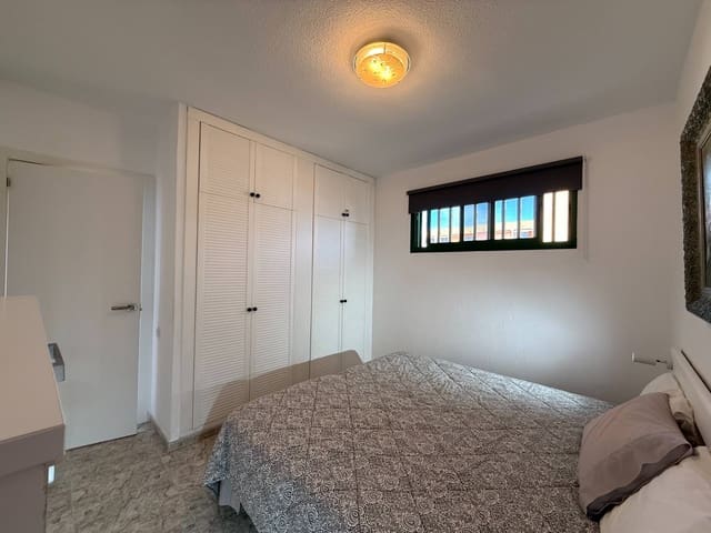 1 makuuhuone Huoneisto vuokrattavana paikassa Maspalomas, San Bartolomé de Tirajana mukana uima-altaan - 1 100 € (Ref: 9513426)