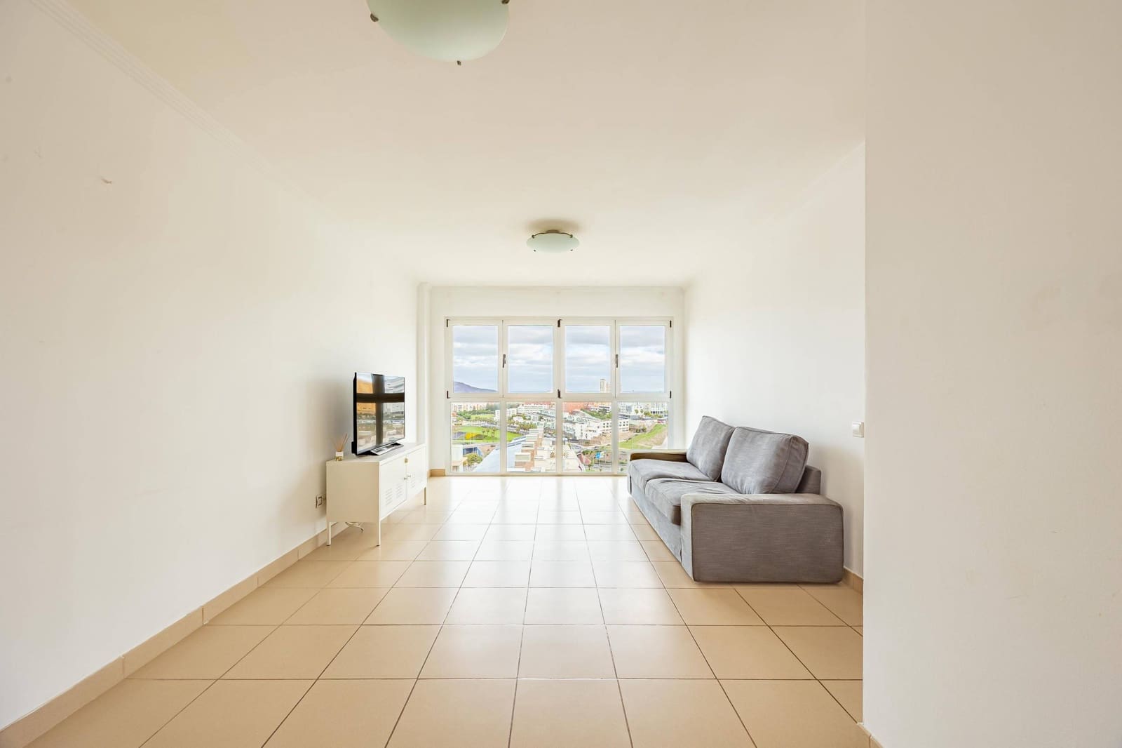 2 makuuhuone Asunto myytävänä paikassa Las Palmas de Gran Canaria mukana 
autotalli - 290 000 € (Ref: 9518914)