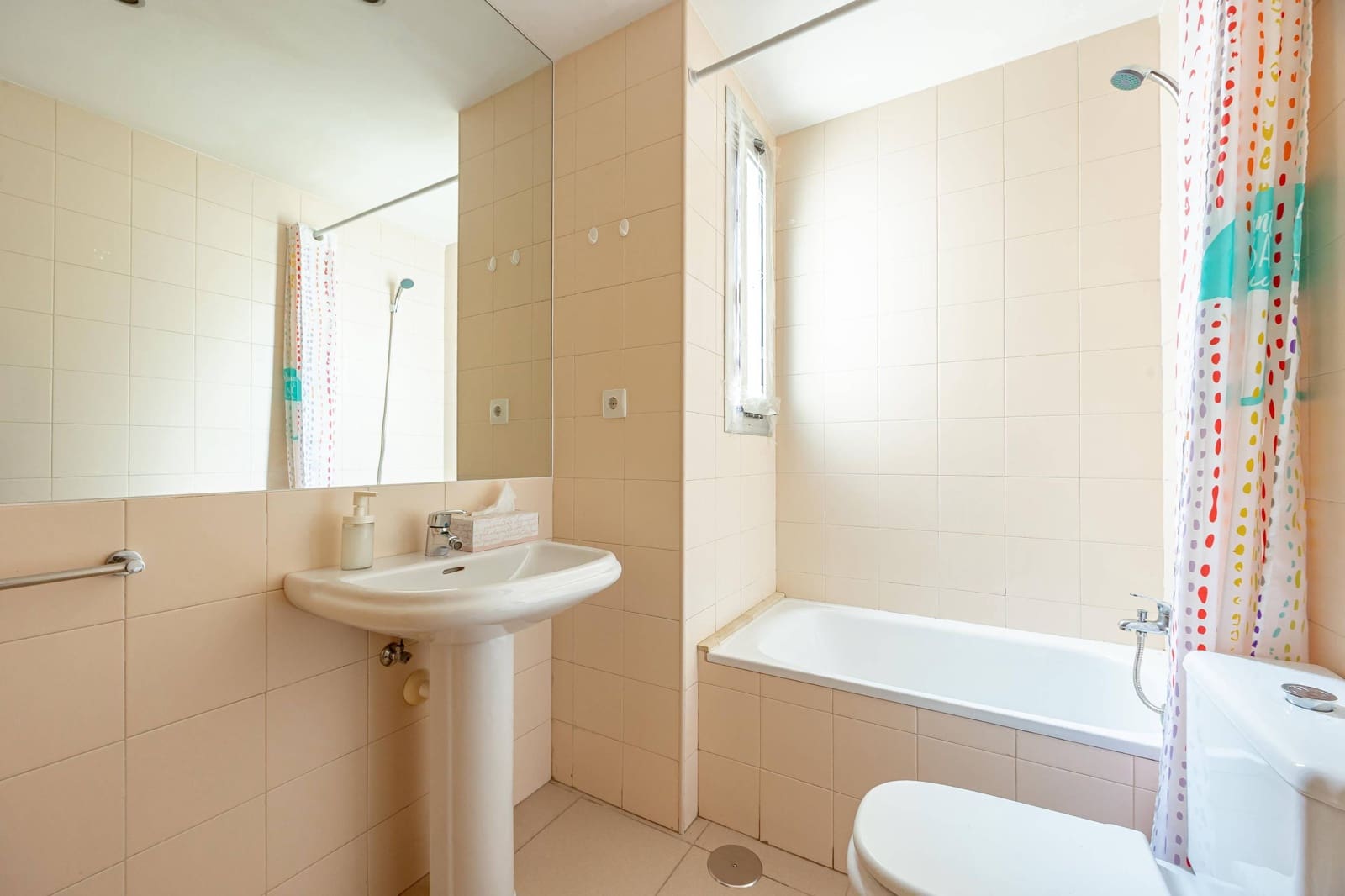 2 makuuhuone Asunto myytävänä paikassa Las Palmas de Gran Canaria mukana 
autotalli - 290 000 € (Ref: 9518914)