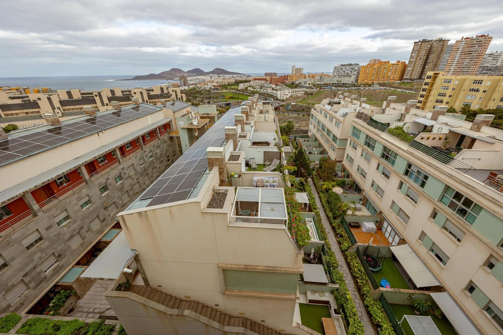 2 makuuhuone Asunto myytävänä paikassa Las Palmas de Gran Canaria mukana 
autotalli - 290 000 € (Ref: 9518914)