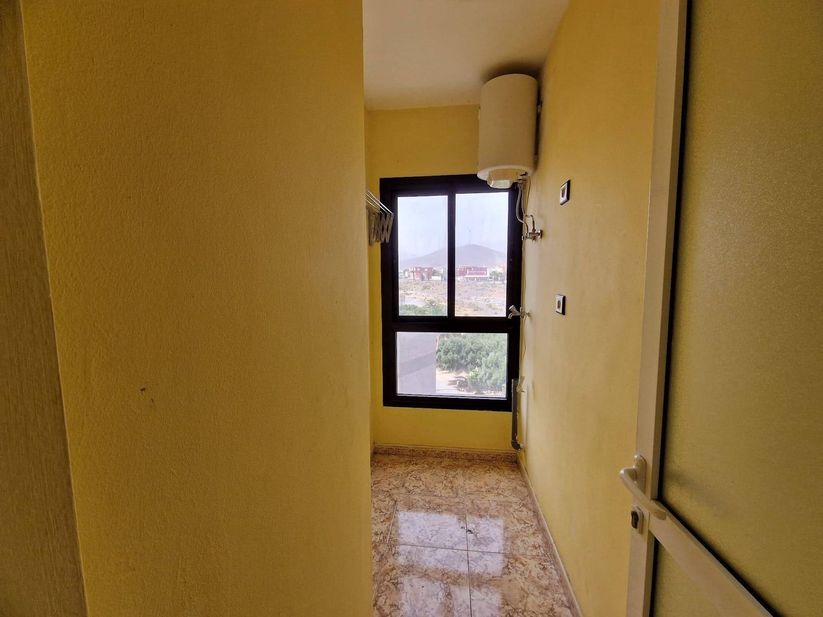 2 slaapkamer Flat te koop in Santa Lucia de Tirajana met garage - € 155.000 (Ref: 9518915)