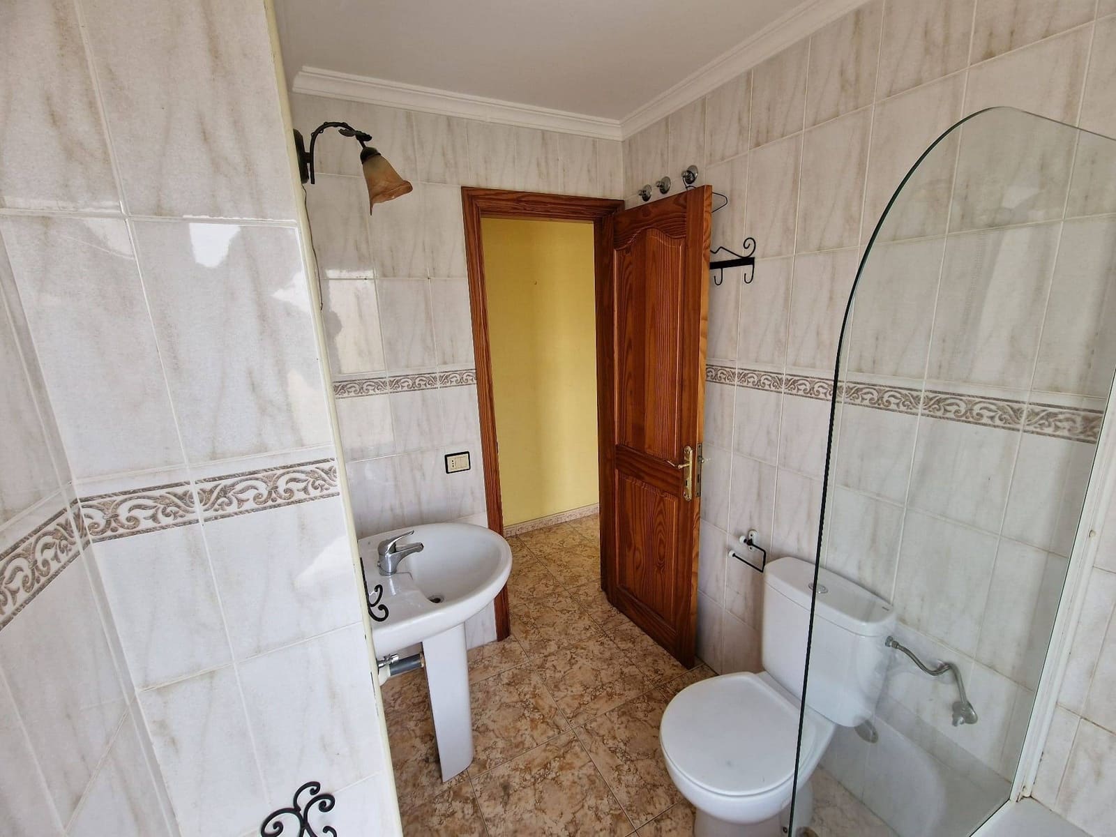 2 slaapkamer Flat te koop in Santa Lucia de Tirajana met garage - € 155.000 (Ref: 9518915)