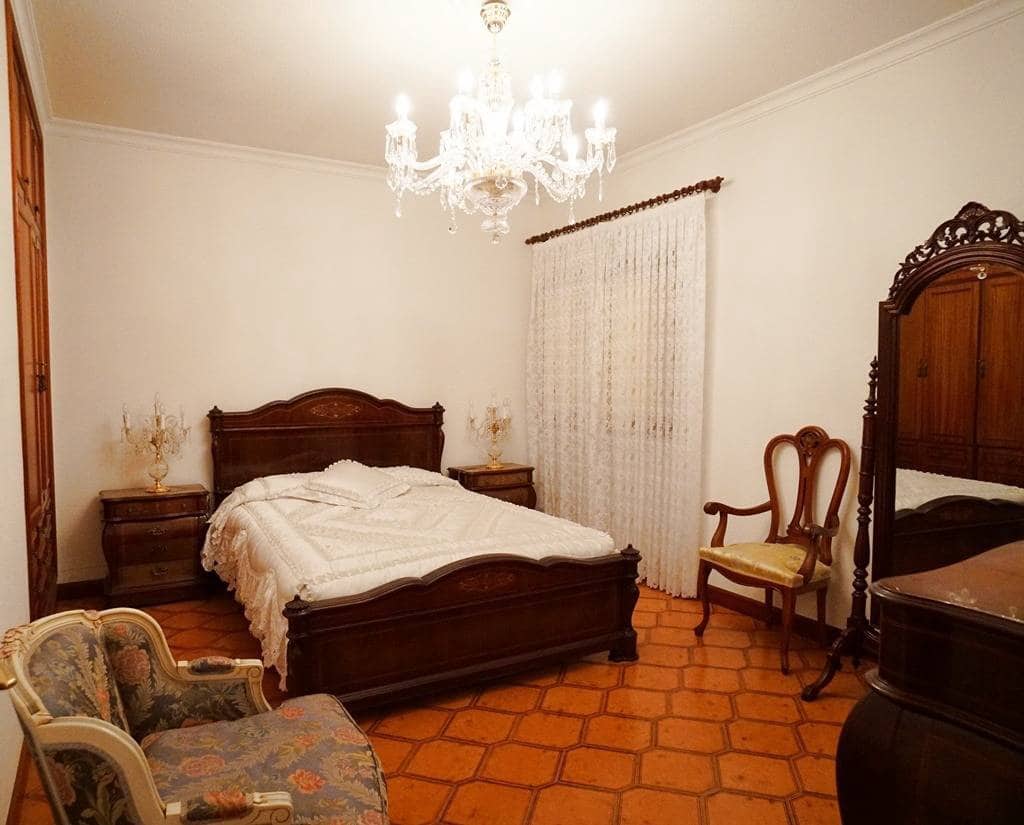 4 bedroom Flat for sale in Las Palmas de Gran Canaria - € 320,000 (Ref: 9518916)