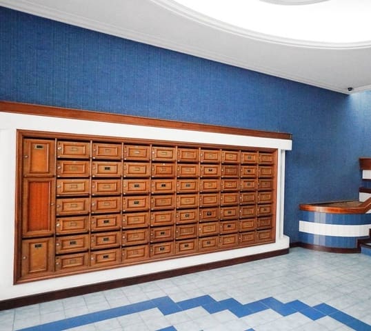 4 Zimmer Wohnung zu verkaufen in Las Palmas de Gran Canaria - 320.000 € (Ref: 9518916)