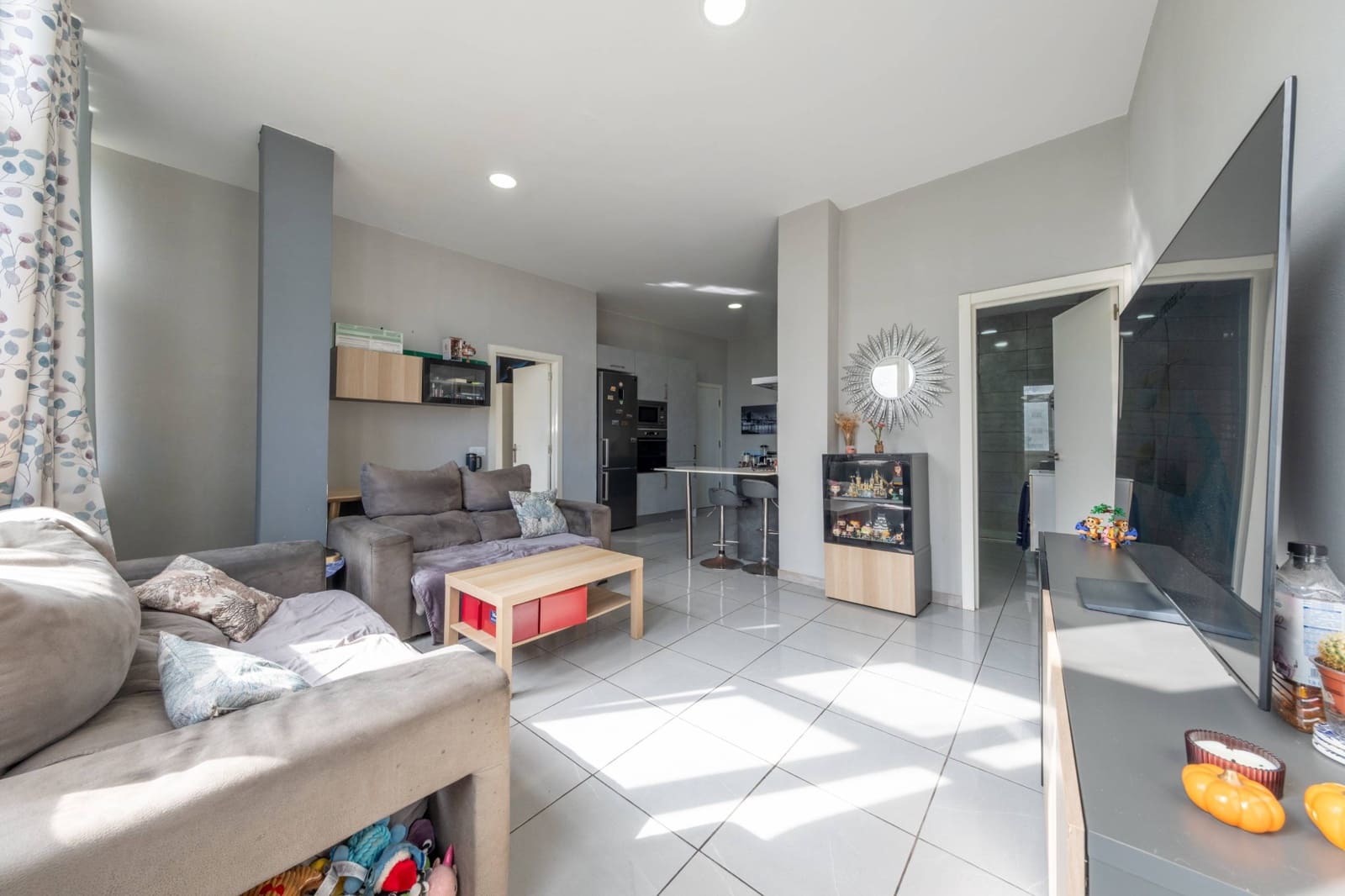 5 soverom Leilighet til salgs i Las Palmas de Gran Canaria - € 220 000 (Ref: 9524306)