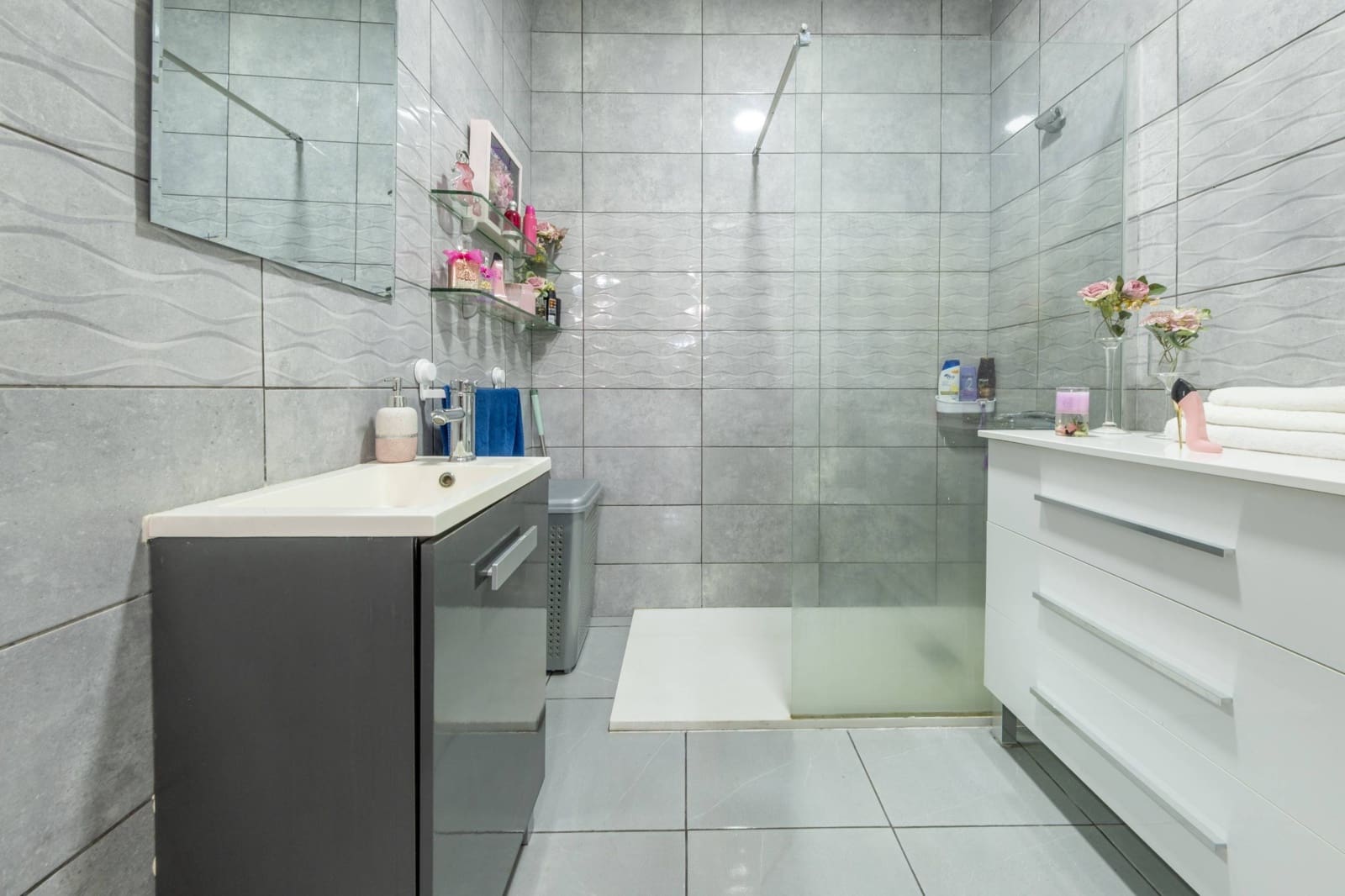 5 soverom Leilighet til salgs i Las Palmas de Gran Canaria - € 220 000 (Ref: 9524306)