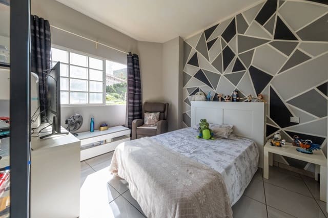 5 soverom Leilighet til salgs i San Cristóbal - Playa de la Laja, Las Palmas de Gran Canaria - € 220 000 (Ref: 9524306)