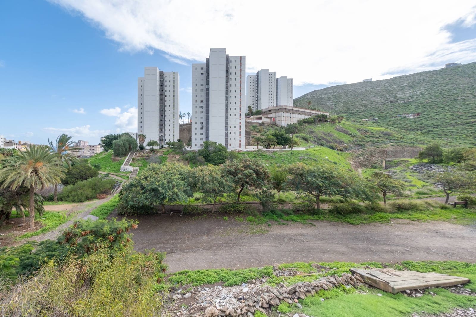 5 soverom Leilighet til salgs i Las Palmas de Gran Canaria - € 220 000 (Ref: 9524306)