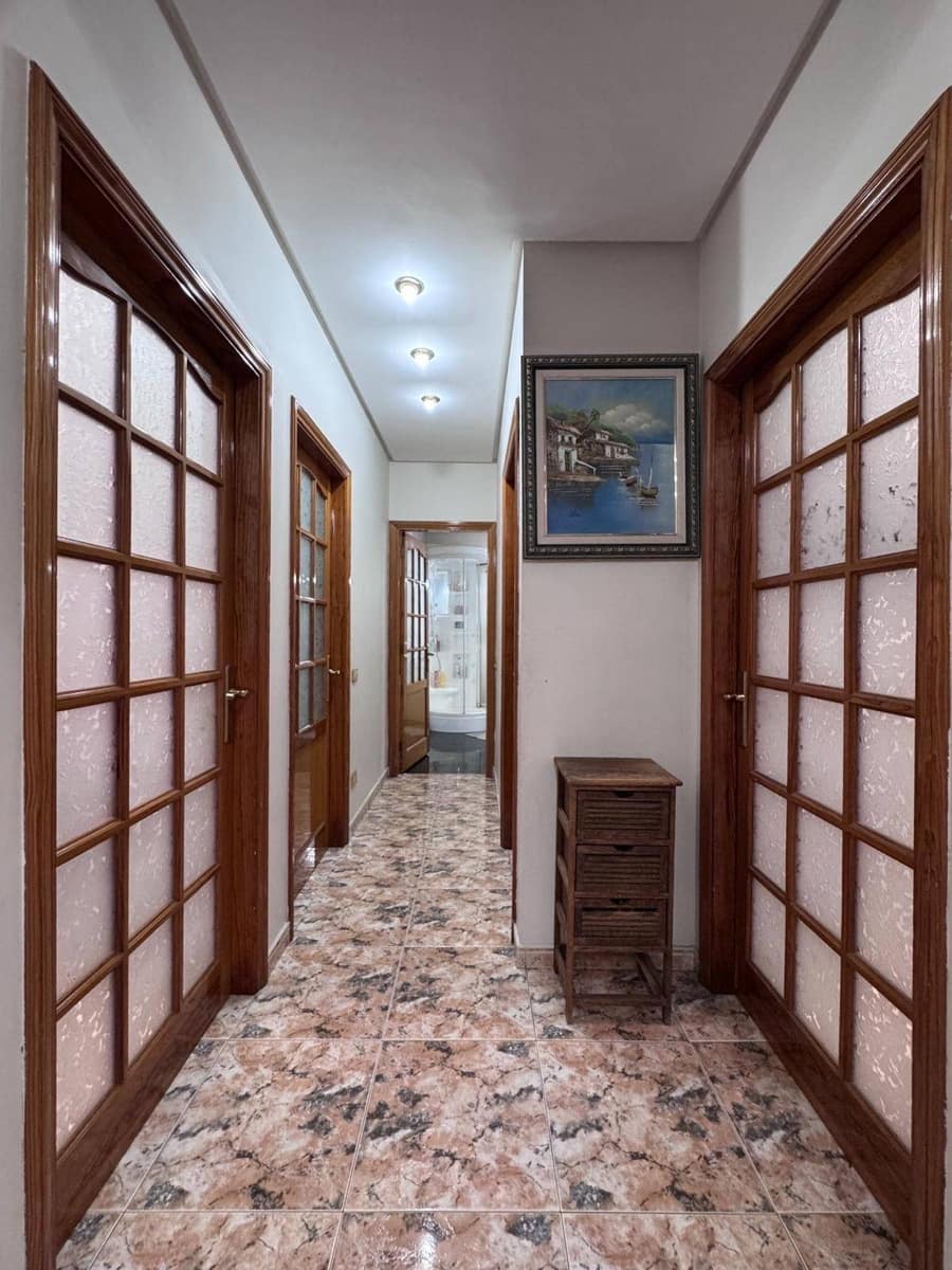 Piso de 2 habitaciones en Telde en venta - 190.200 € (Ref: 9533743)