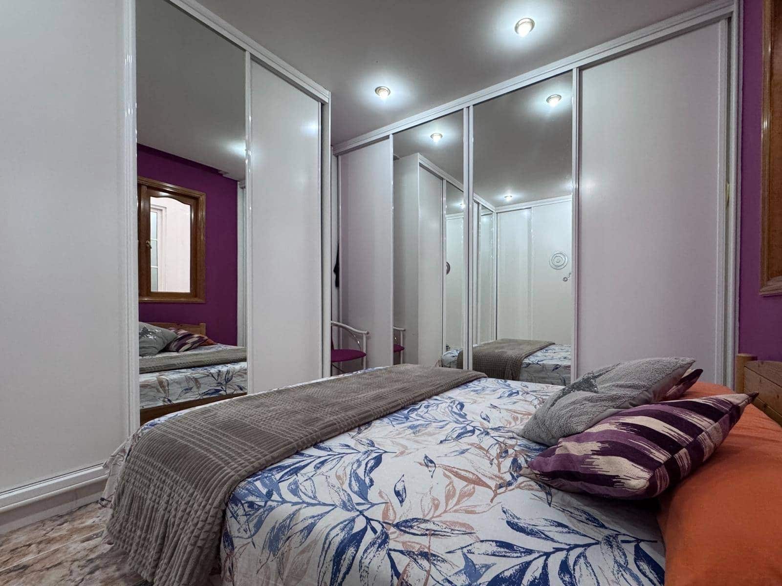 Piso de 2 habitaciones en Telde en venta - 190.200 € (Ref: 9533743)