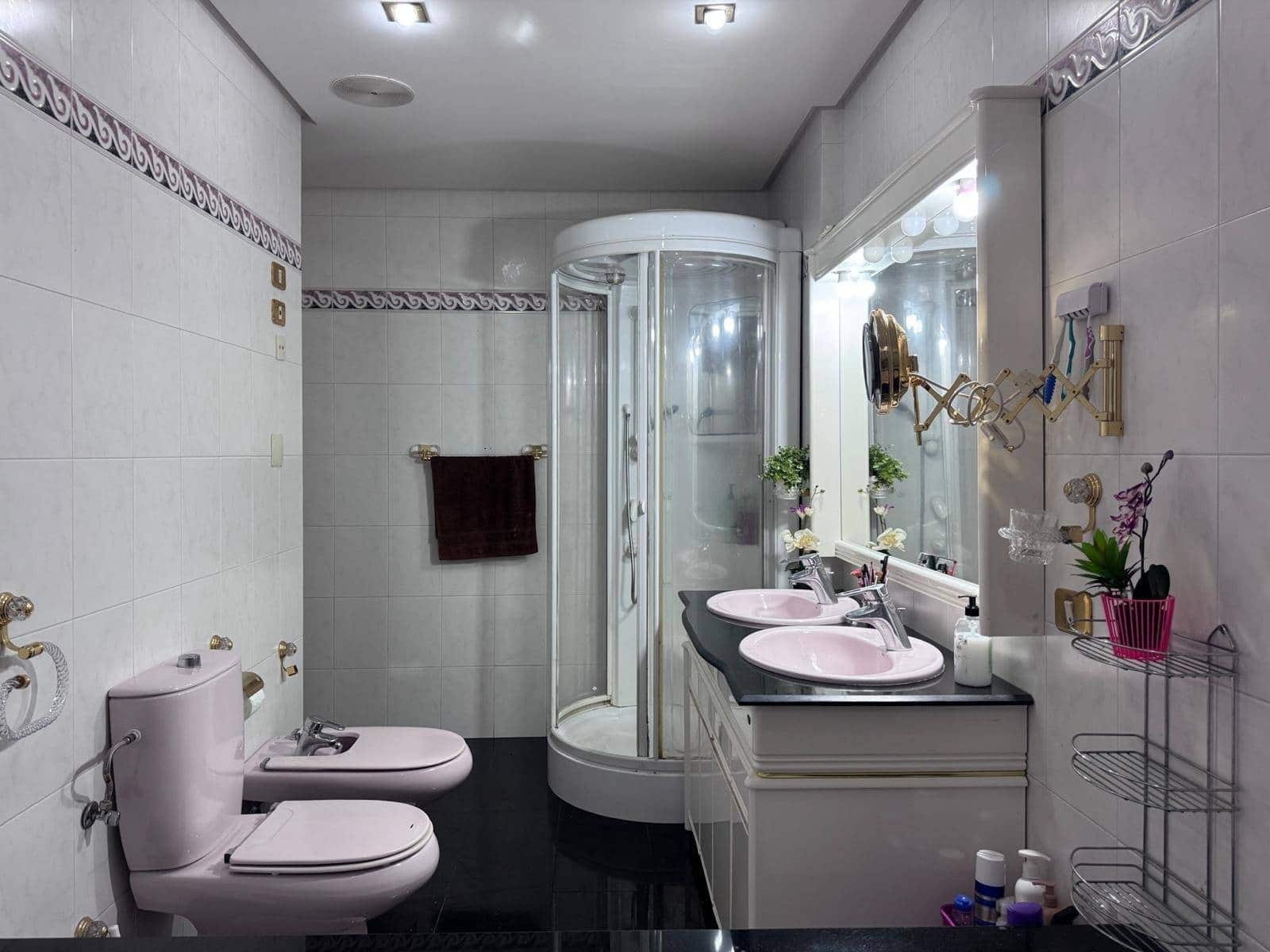 Piso de 2 habitaciones en Telde en venta - 190.200 € (Ref: 9533743)