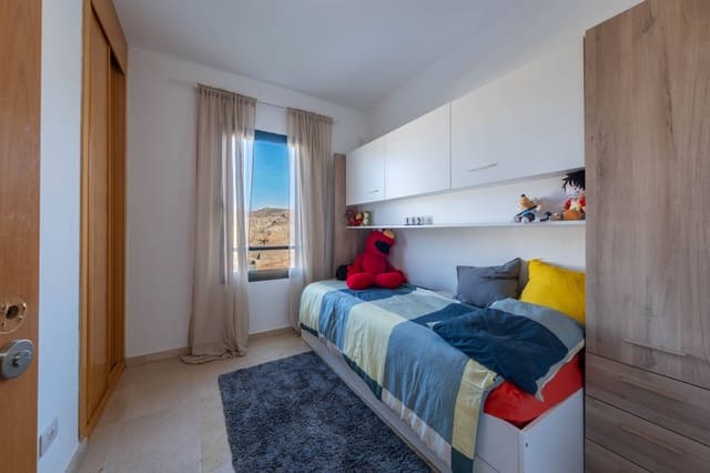 Adosado de 4 habitaciones en Puerto Rico, Mogán en venta - 374.000 € (Ref: 9536288)