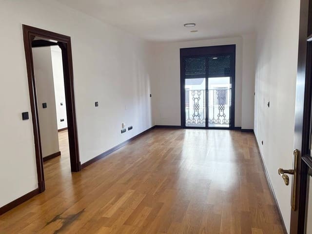 2 soveværelse Lejlighed til leje i Las Palmas de Gran Canaria med garage - € 1.200 (Ref: 9543620)