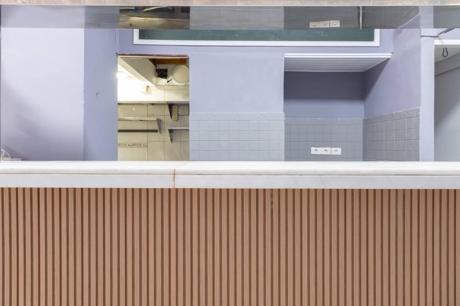 Kommersiell til salgs i Las Palmas de Gran Canaria - € 165 000 (Ref: 9543622)