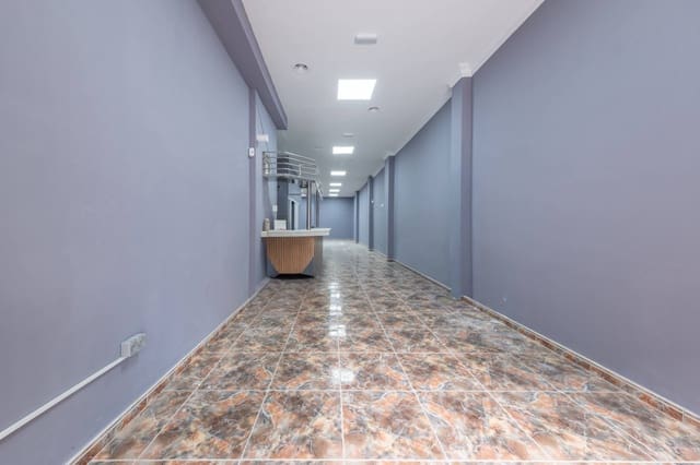 Kommersiell til salgs i Las Palmas de Gran Canaria - € 165 000 (Ref: 9543622)