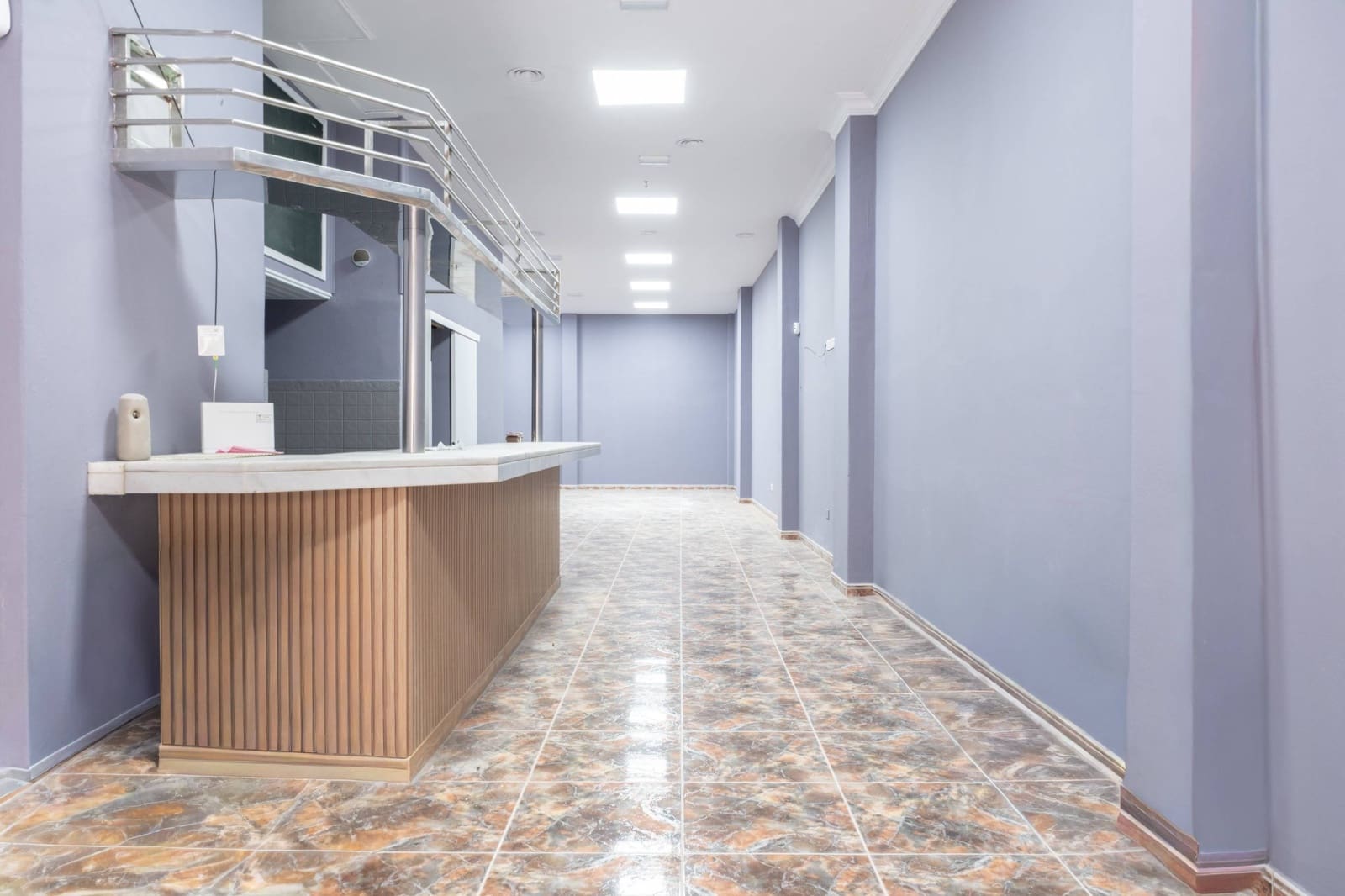 Kommersiell til salgs i Las Palmas de Gran Canaria - € 165 000 (Ref: 9543622)