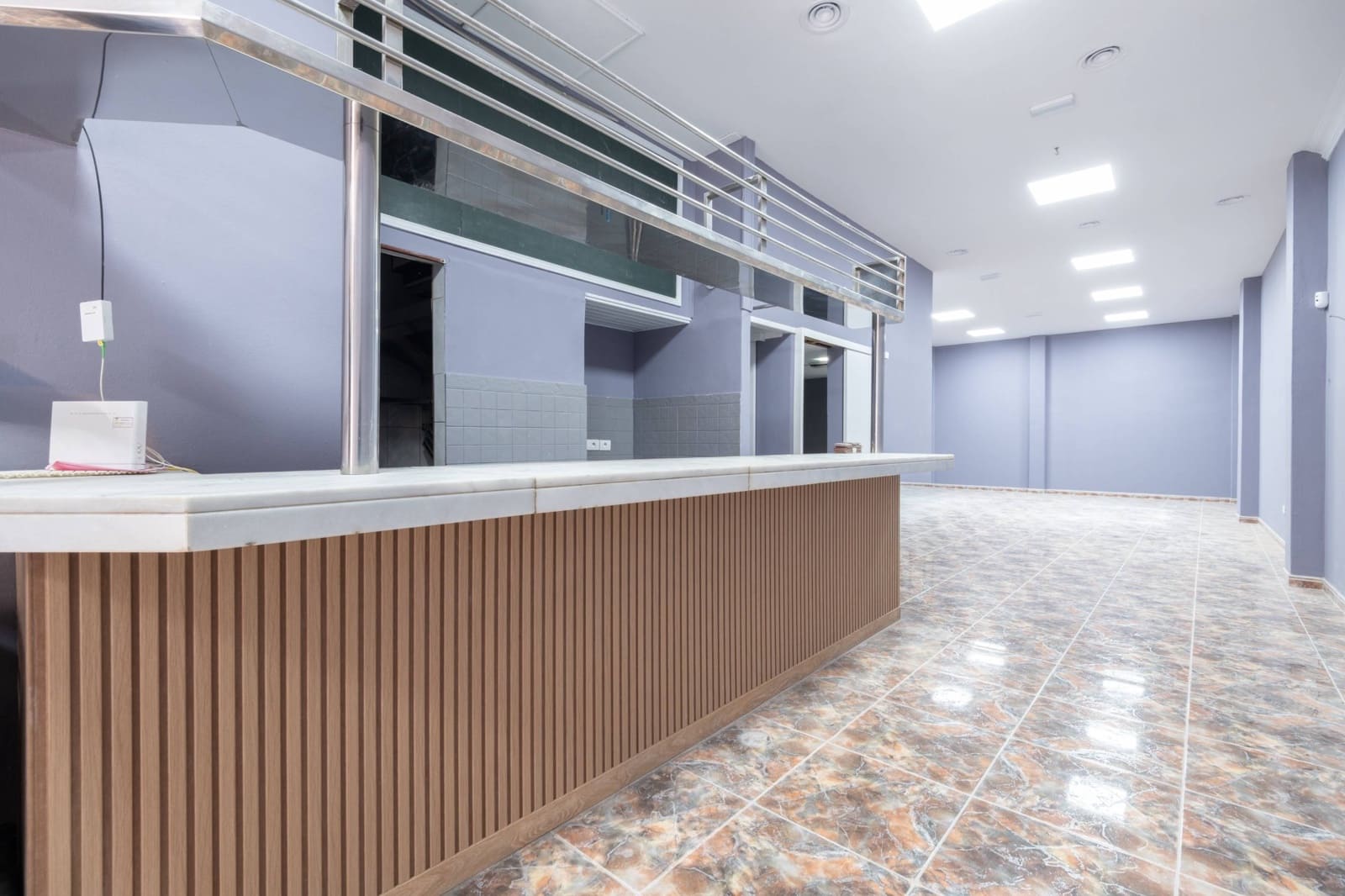 Kommersiell til salgs i Las Palmas de Gran Canaria - € 165 000 (Ref: 9543622)