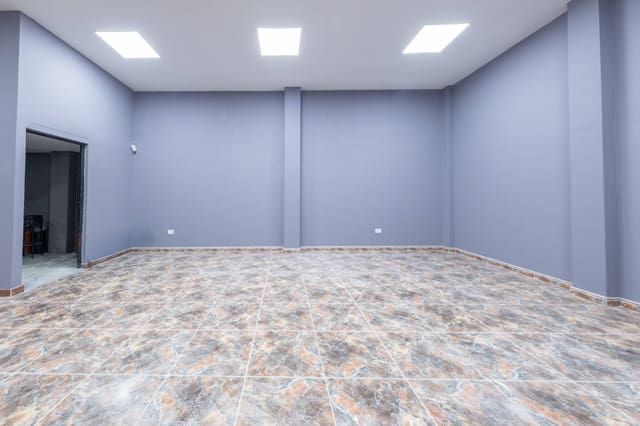 Kommersiell til salgs i Las Palmas de Gran Canaria - € 165 000 (Ref: 9543622)