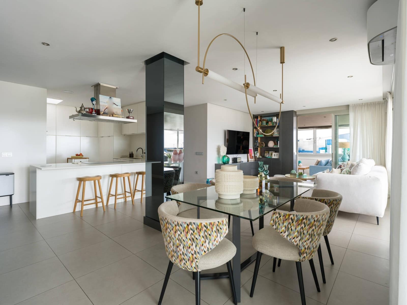 4 sovrum Takvåning till salu i Las Palmas de Gran Canaria med garage - 995 000 € (Ref: 9548198)