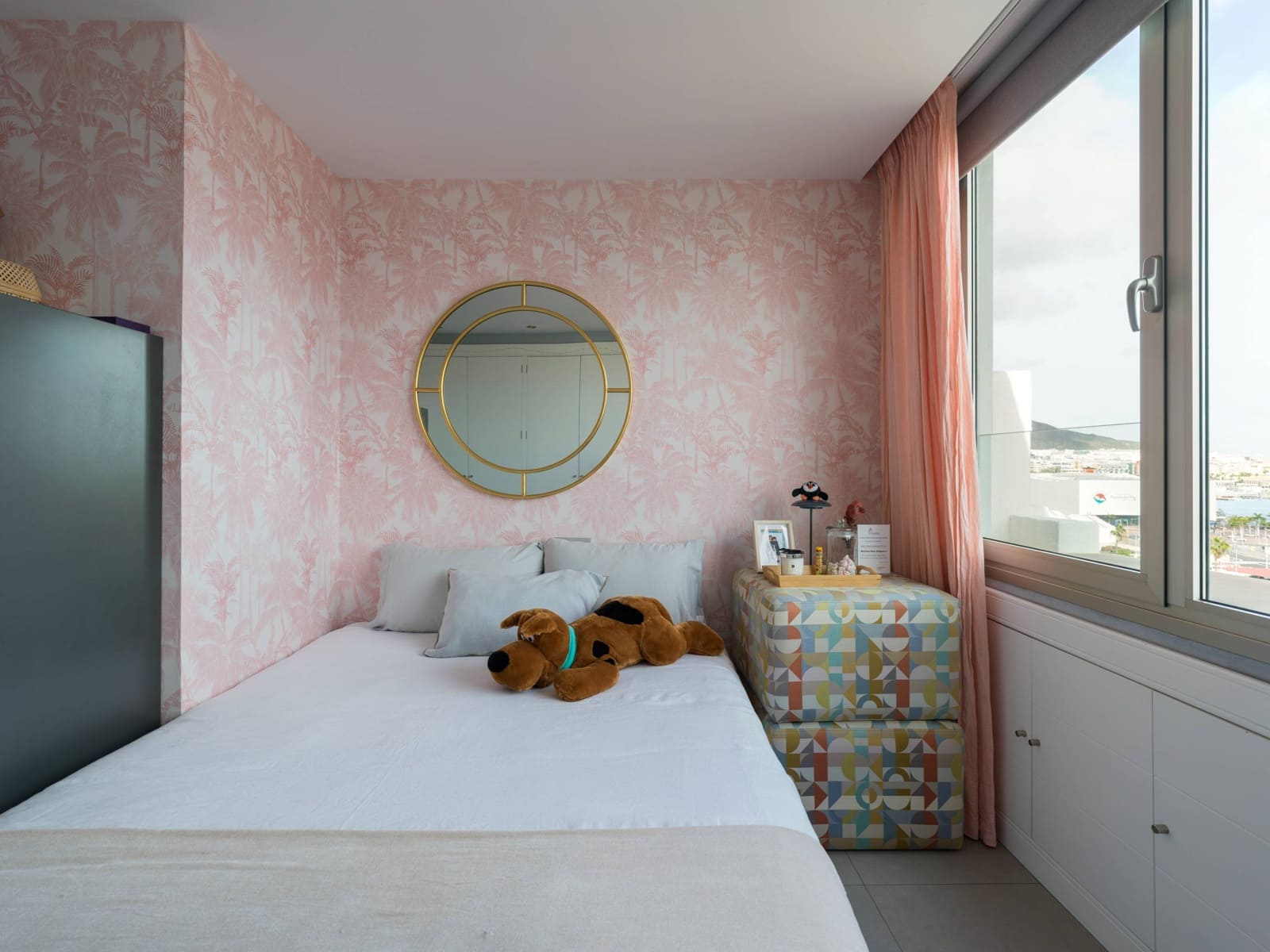 4 sovrum Takvåning till salu i Las Palmas de Gran Canaria med garage - 995 000 € (Ref: 9548198)