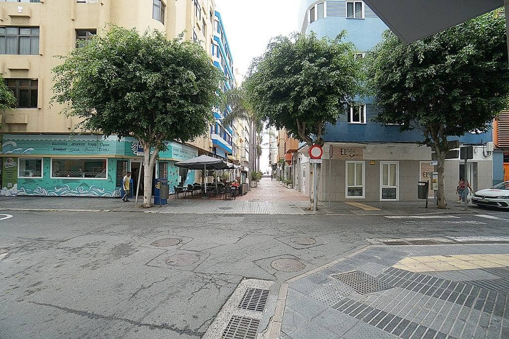 Kommersiell til salgs i Las Palmas de Gran Canaria - € 395 000 (Ref: 9551502)