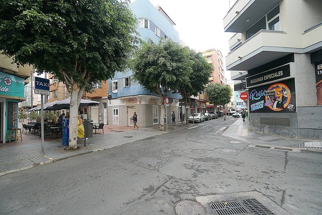 Kommersiell til salgs i Las Palmas de Gran Canaria - € 395 000 (Ref: 9551502)