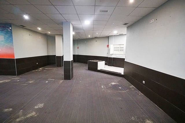 Comercial para venda em Alcaravaneras, Las Palmas de Gran Canaria - 365 000 € (Ref: 9551502)