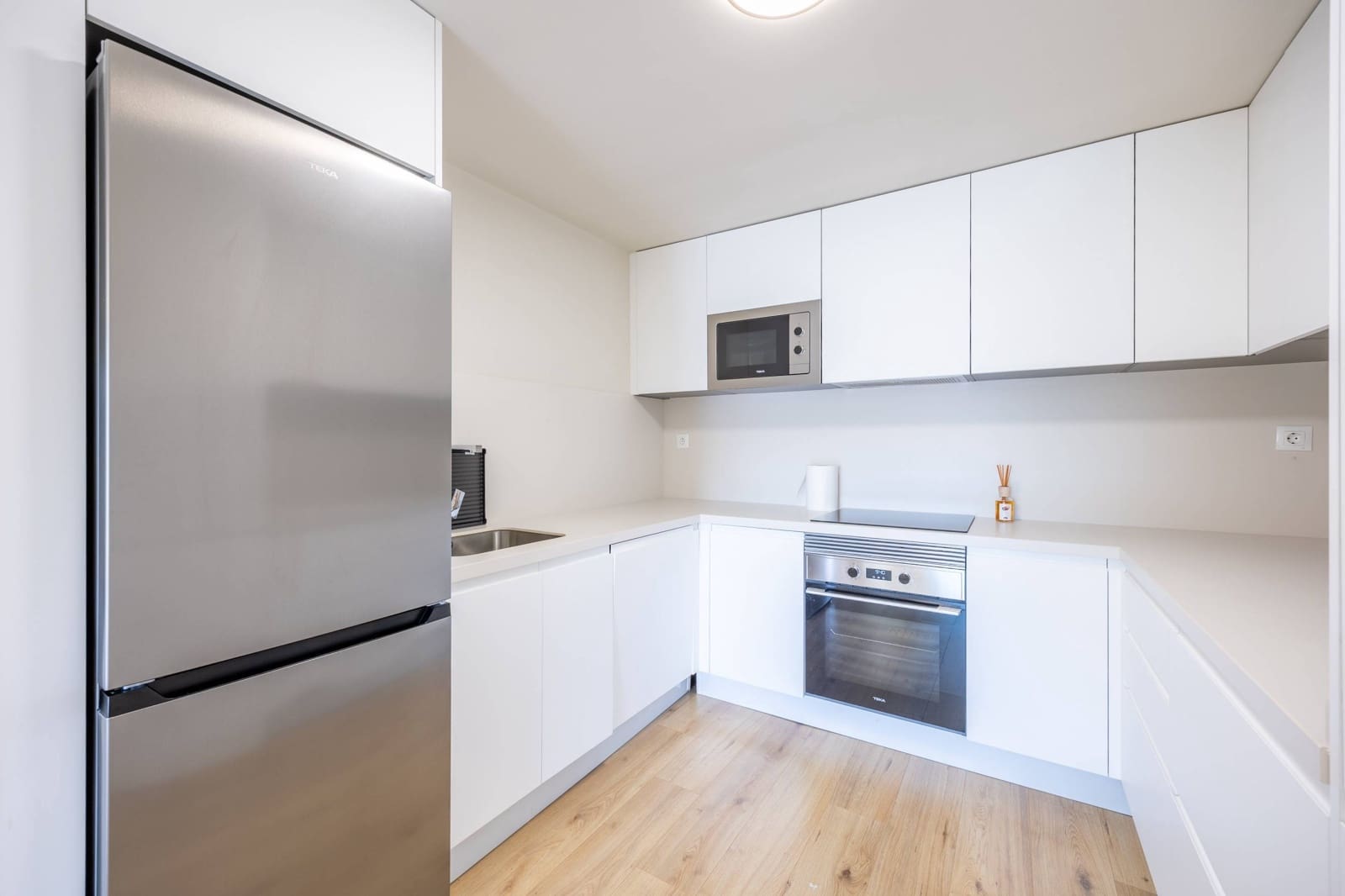 2 bedroom Flat for sale in Las Palmas de Gran Canaria with pool garage - € 360,000 (Ref: 9551503)