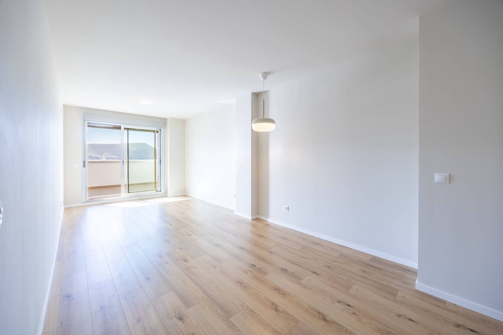 2 bedroom Flat for sale in Las Palmas de Gran Canaria with pool garage - € 360,000 (Ref: 9551503)