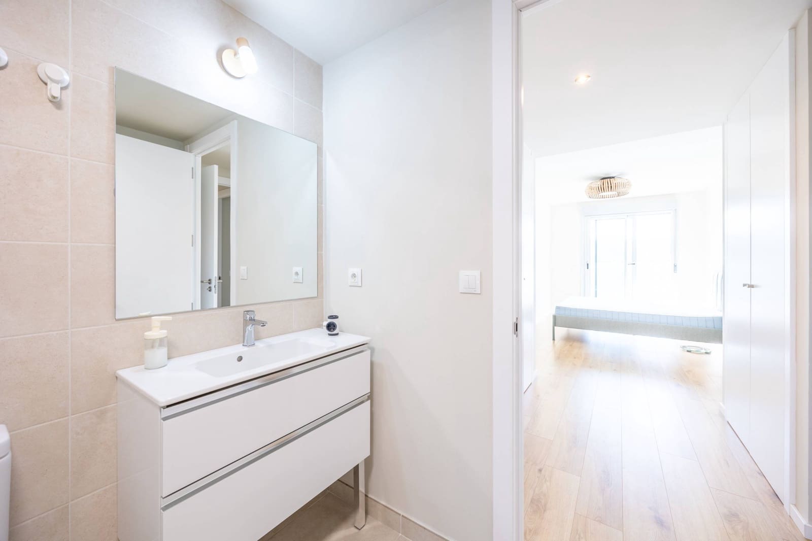 2 bedroom Flat for sale in Las Palmas de Gran Canaria with pool garage - € 360,000 (Ref: 9551503)