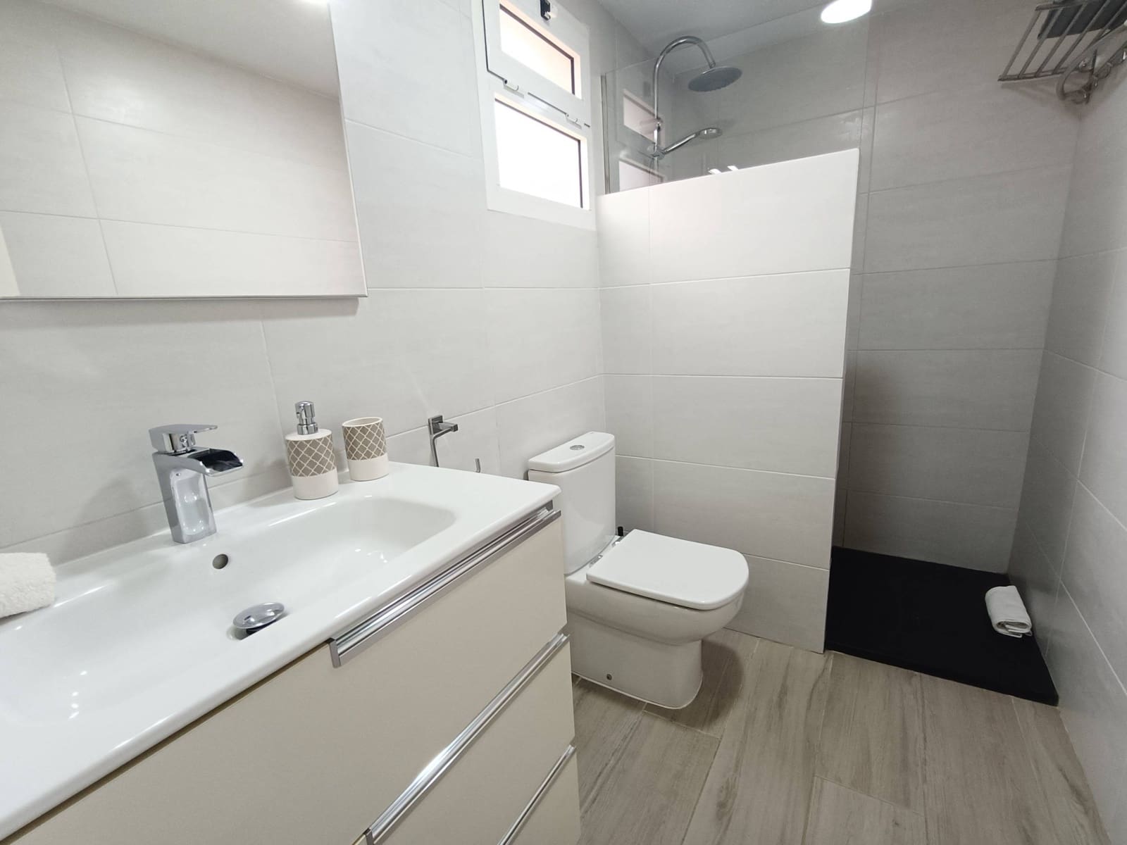 1 soveværelse Lejlighed til leje i San Bartolome de Tirajana - € 1.300 (Ref: 9565250)