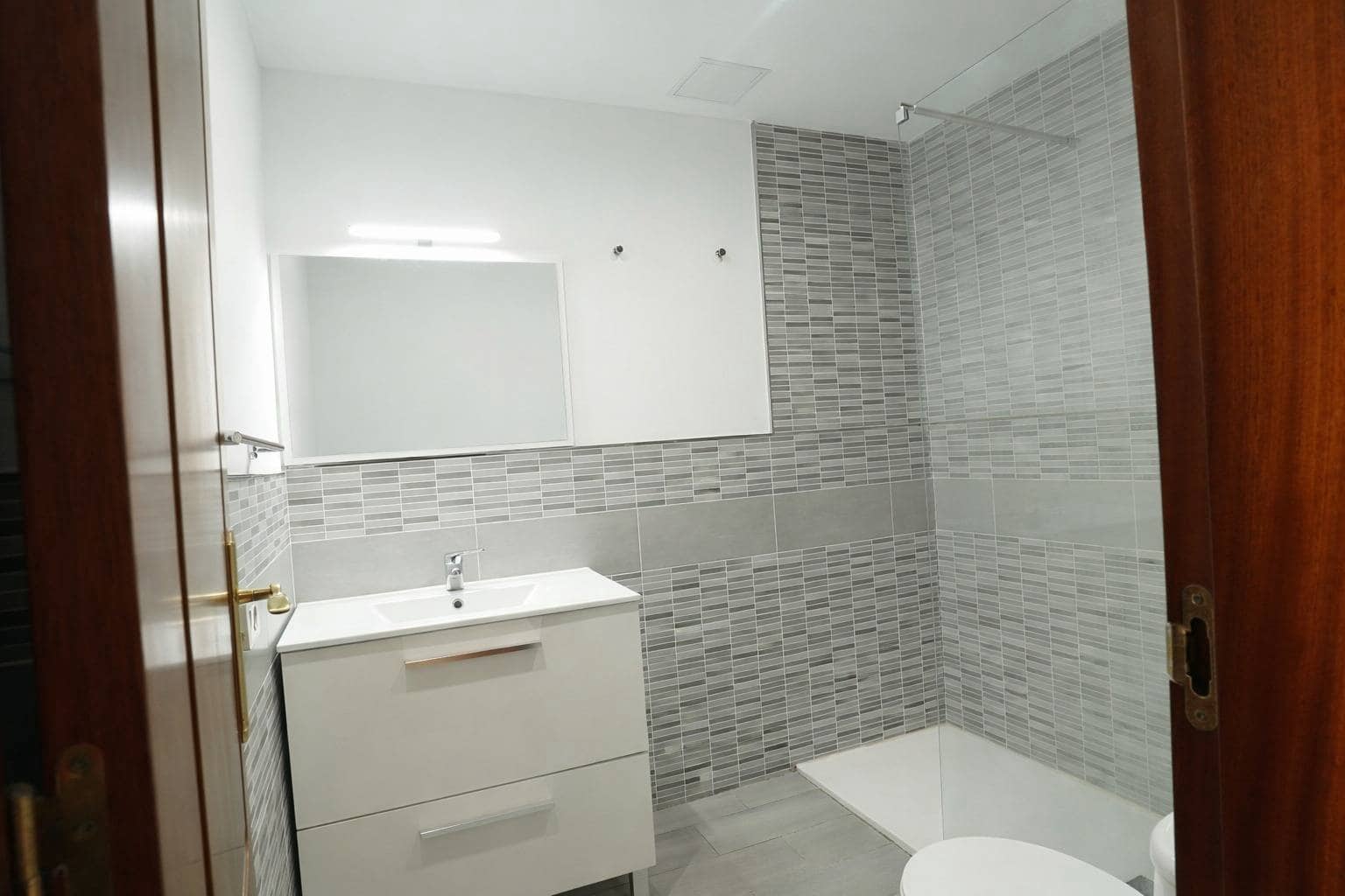 3 soveværelse Lejlighed til leje i Las Palmas de Gran Canaria med swimmingpool garage - € 1.300 (Ref: 9568666)