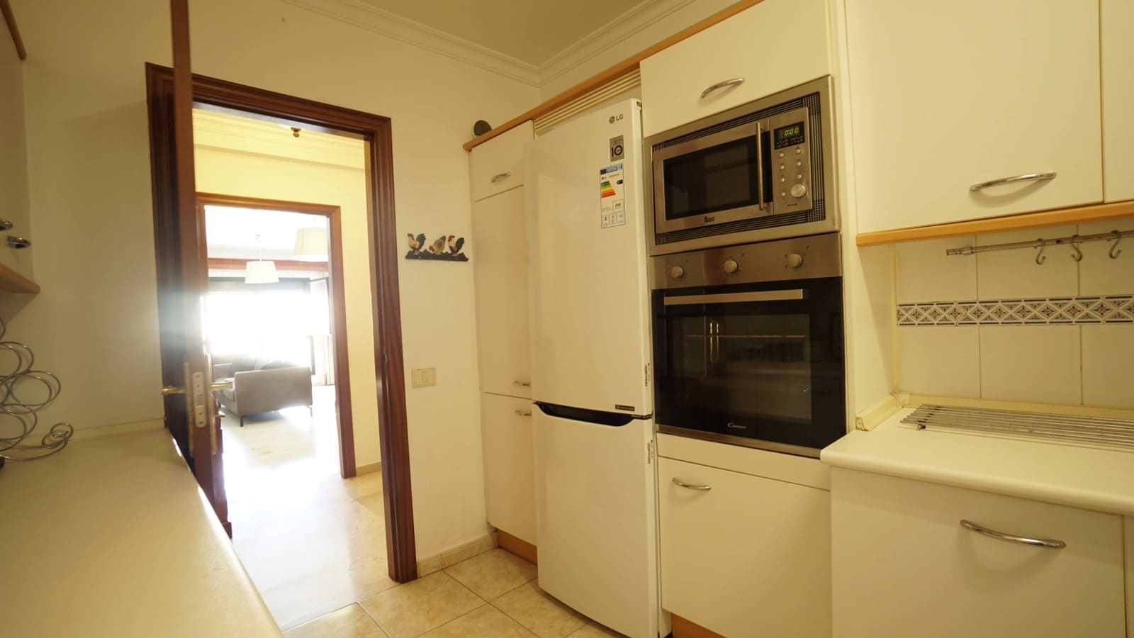 3 soveværelse Lejlighed til leje i Las Palmas de Gran Canaria med swimmingpool garage - € 1.300 (Ref: 9568666)