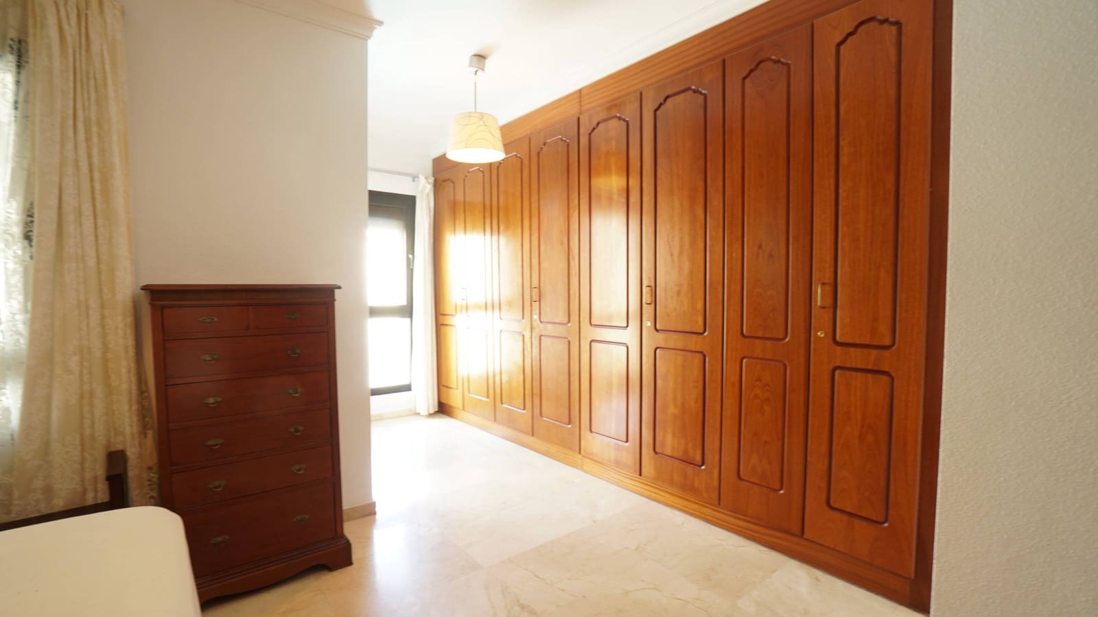 3 soveværelse Lejlighed til leje i Las Palmas de Gran Canaria med swimmingpool garage - € 1.300 (Ref: 9568666)