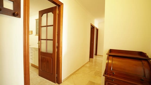 3 soveværelse Lejlighed til leje i Ciudad Alta, Las Palmas de Gran Canaria med swimmingpool garage - € 1.300 (Ref: 9568666)