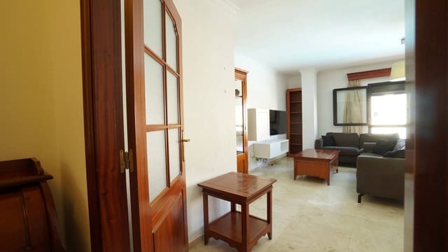 3 soveværelse Lejlighed til leje i Ciudad Alta, Las Palmas de Gran Canaria med swimmingpool garage - € 1.300 (Ref: 9568666)