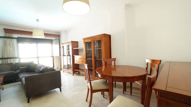 3 soveværelse Lejlighed til leje i Ciudad Alta, Las Palmas de Gran Canaria med swimmingpool garage - € 1.300 (Ref: 9568666)