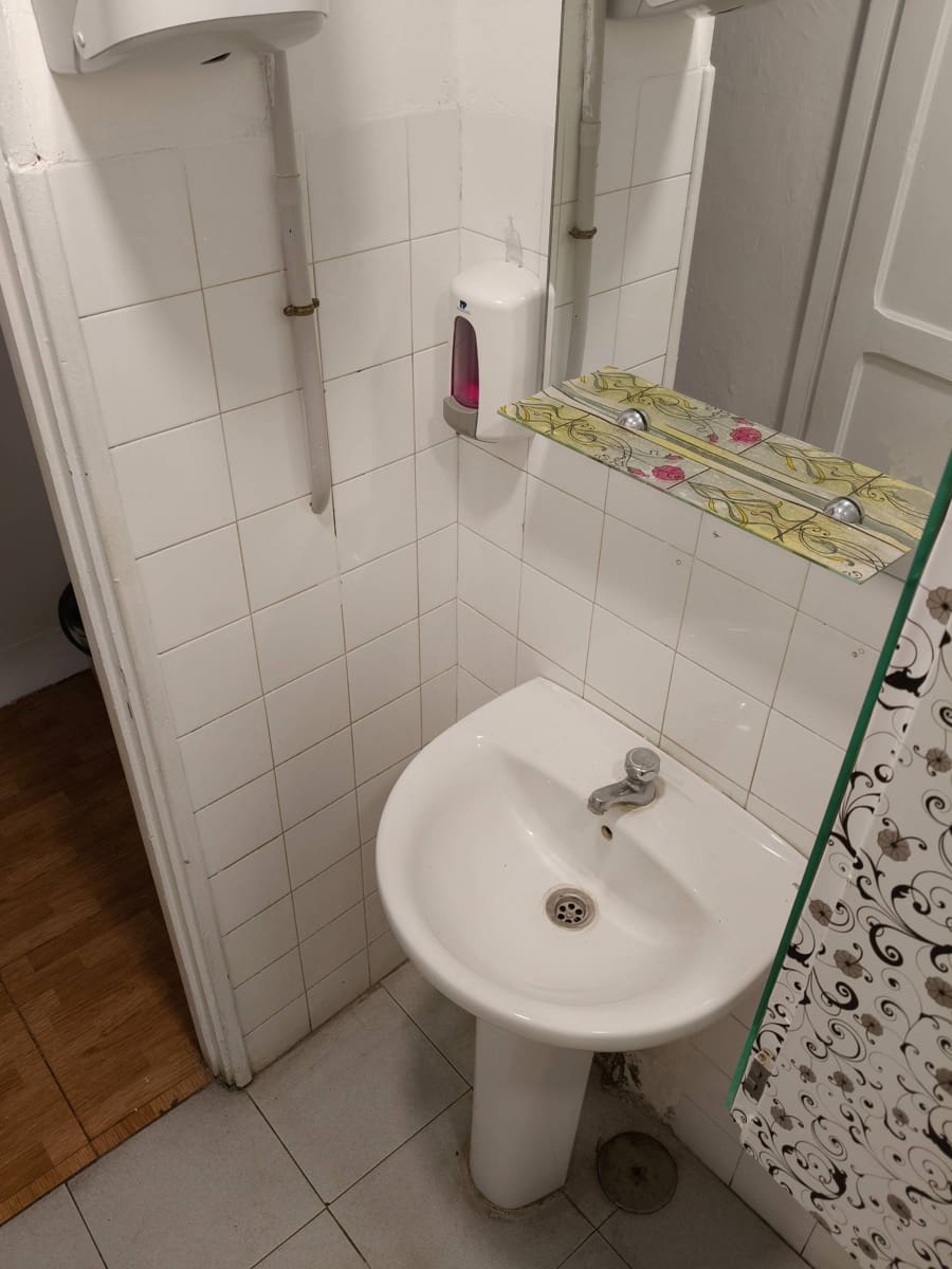 Comercial para arrendar em San Cristobal de La Laguna - 750 € (Ref: 9574637)