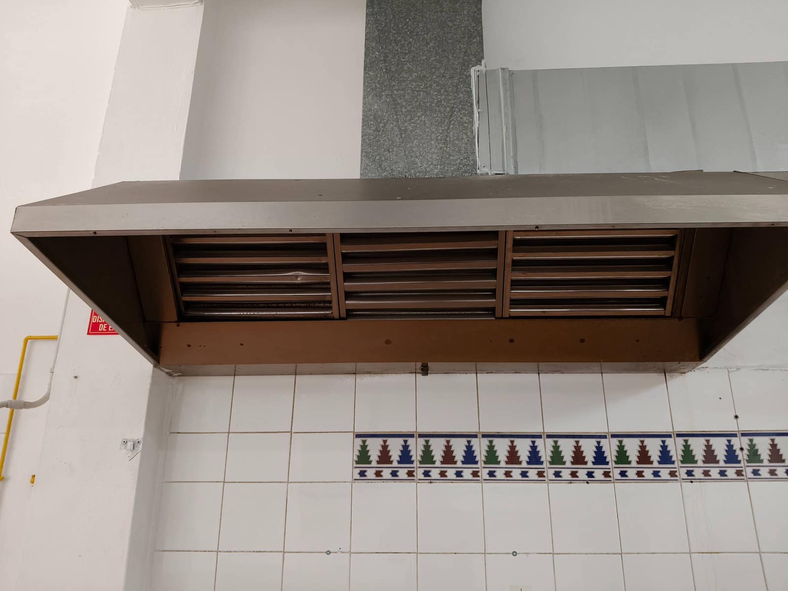 Comercial para arrendar em San Cristobal de La Laguna - 750 € (Ref: 9574637)