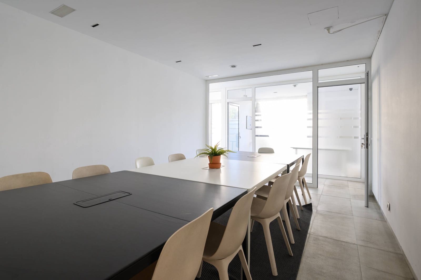 Komercyjne na sprzedaż w Playa del Ingles - 700 000 € (Ref: 9586515)