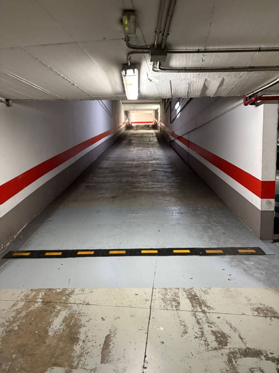 Autotalli vuokrattavana paikassa Las Palmas de Gran Canaria - 120 € (Ref: 9599546)