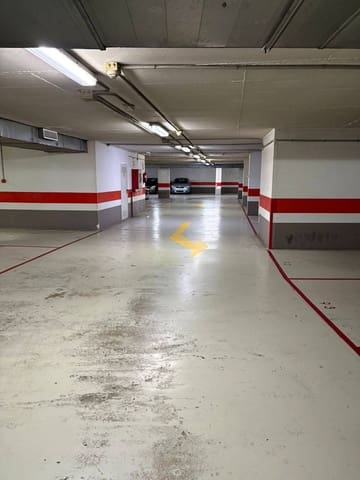 Garage for rent in Guanarteme, Las Palmas de Gran Canaria - € 120 (Ref: 9599547)