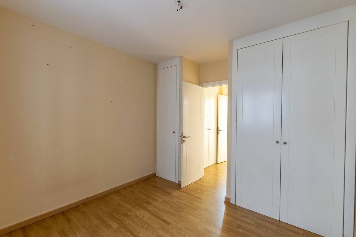 3 makuuhuone Asunto myytävänä paikassa Las Palmas de Gran Canaria mukana 
autotalli - 210 000 € (Ref: 9599548)